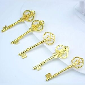 Gold Decorative Skeleton Key Charms - Set of 5